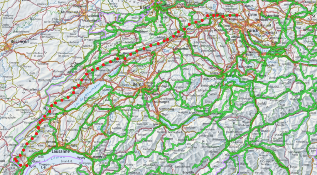 Randonnée : Le Chemin des Crêtes du Jura en 200 images