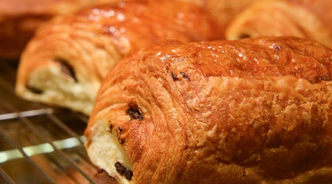 Chocolatine ou pain au chocolat : Qu’en pense ChatGPT ?